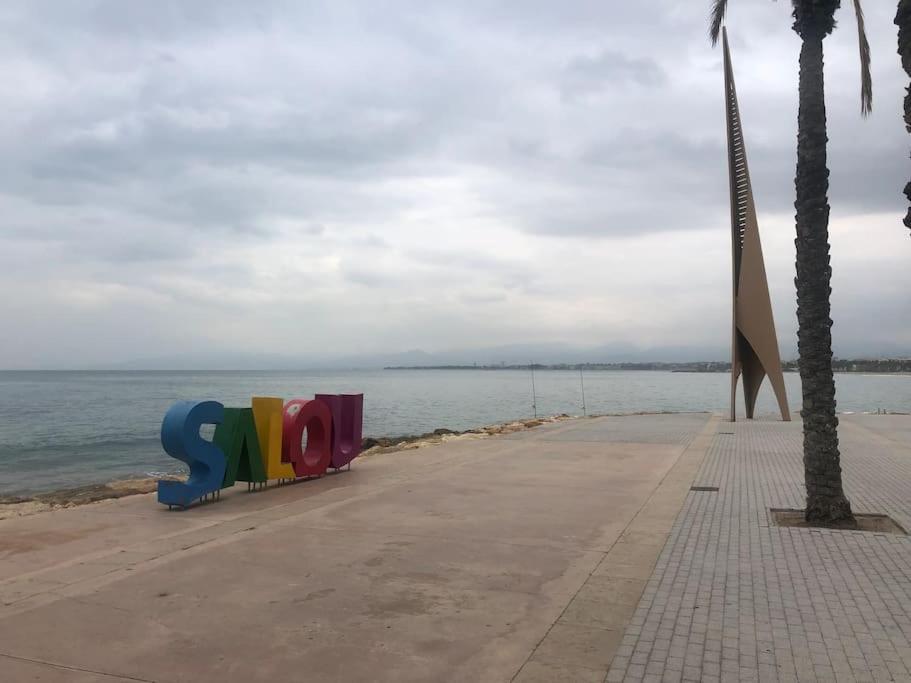 Salou Apartamento premium 150 m playa, muy tranquilo Parking Exterior foto