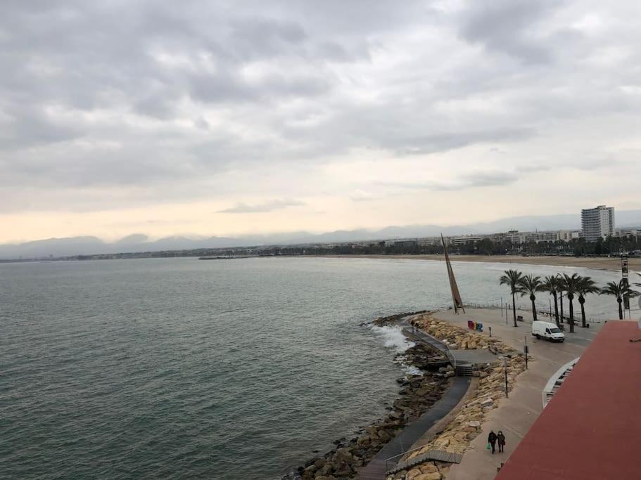Salou Apartamento premium 150 m playa, muy tranquilo Parking Exterior foto