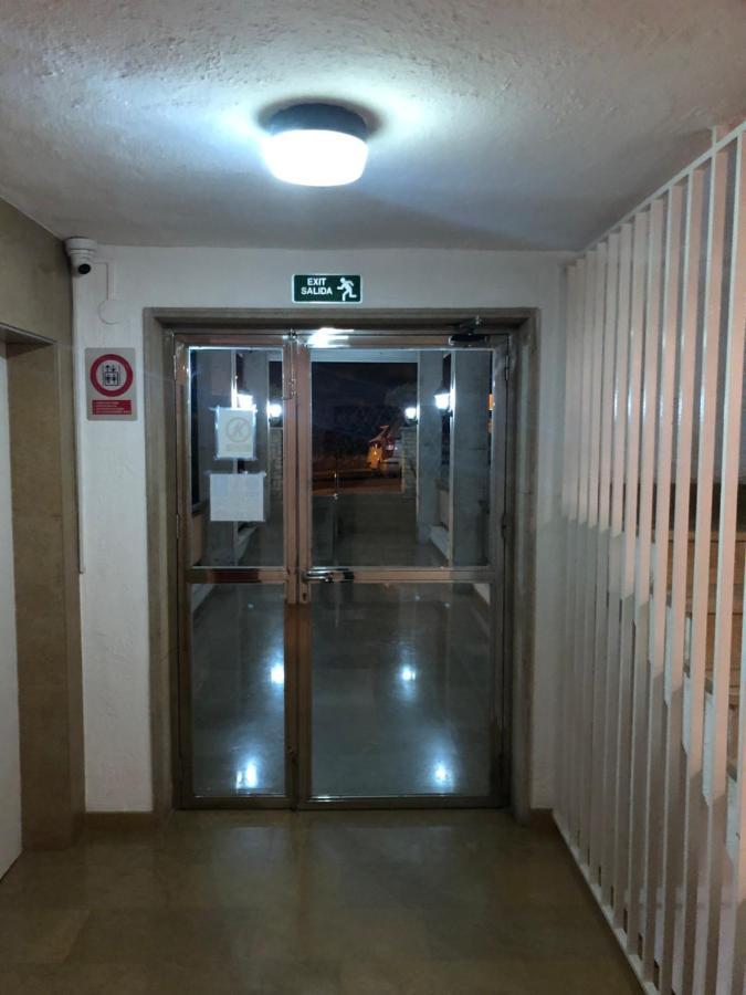 Salou Apartamento premium 150 m playa, muy tranquilo Parking Exterior foto
