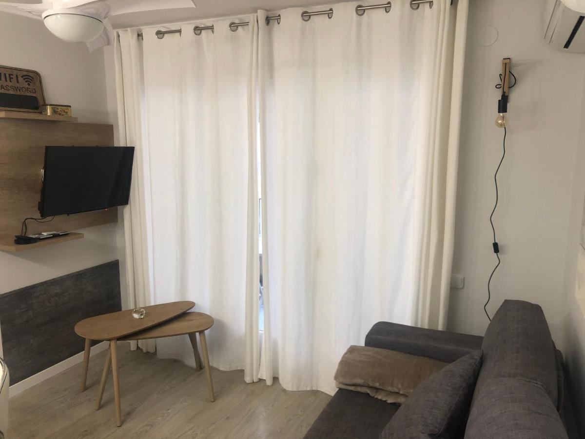 Salou Apartamento premium 150 m playa, muy tranquilo Parking Exterior foto
